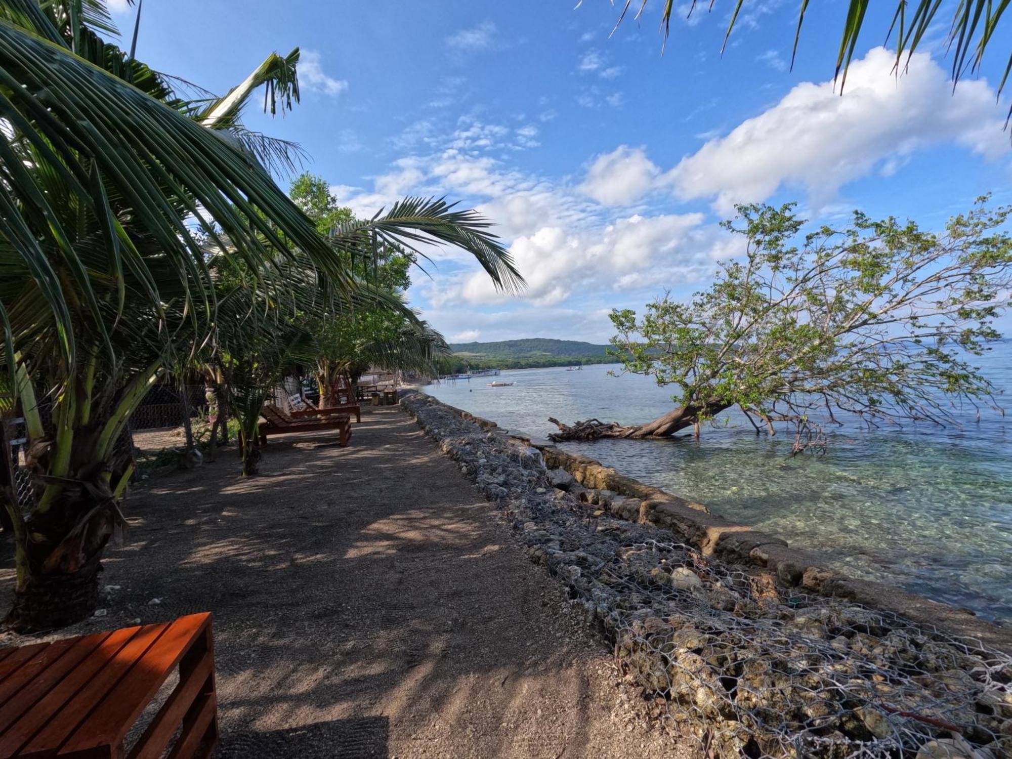 Maryan Moyo Bungalows & Resto Moyo Island Luaran gambar