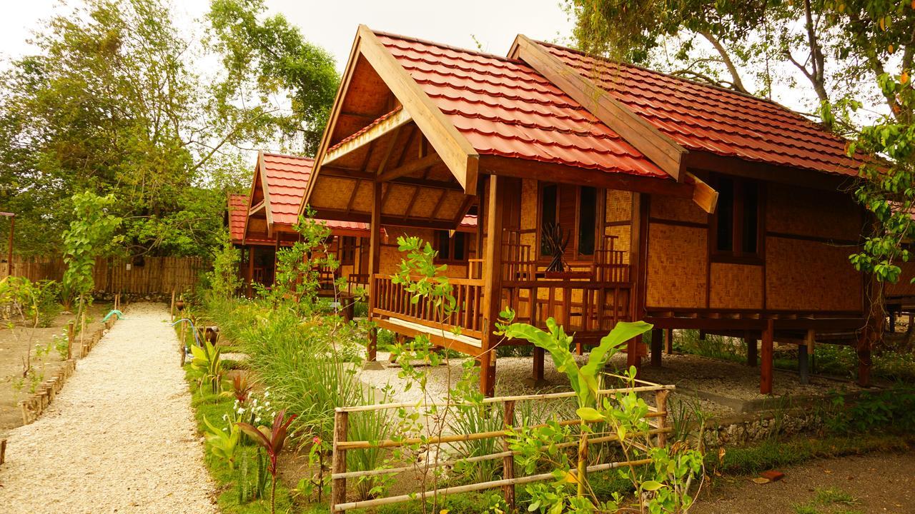 Maryan Moyo Bungalows & Resto Moyo Island Luaran gambar